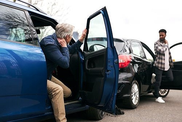 When can you sue a driver in a Florida car accident case?