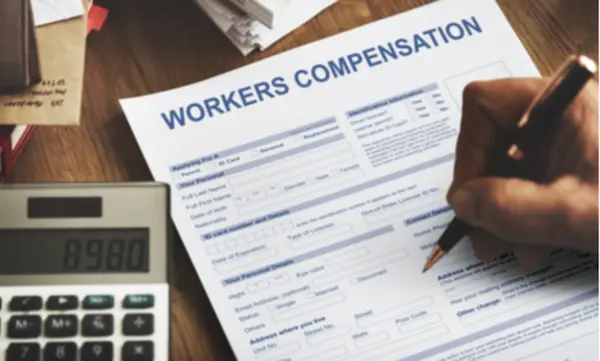 miami workers compensation lawyer helping an injured client file their work injury claim