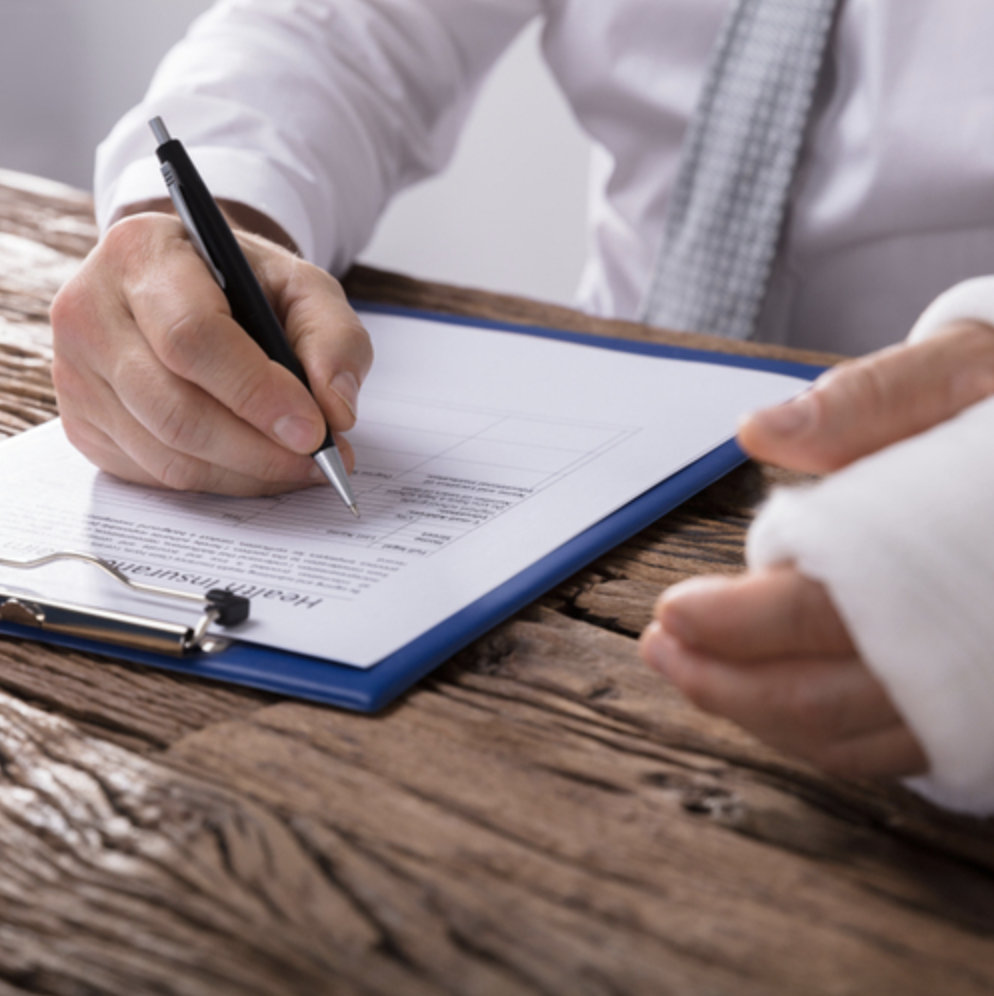workers compensation lawyer in miami helping with a work injury claim
